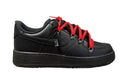 Nike Air Force 1 Double Rope Laces Black Red – czarne AF1 custom z czerwoną sznurówką. Mocny kontrast i 100% oryginał. Sprawdź na Street-Zone.pl