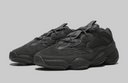 <strong>YEEZY 500</strong>