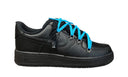 Nike Air Force 1 Double Rope Laces Black Blue – czarne AF1 z niebieską sznurówką. Streetowy kontrast, unikalny detal i 100% oryginał. Street-Zone.pl.
